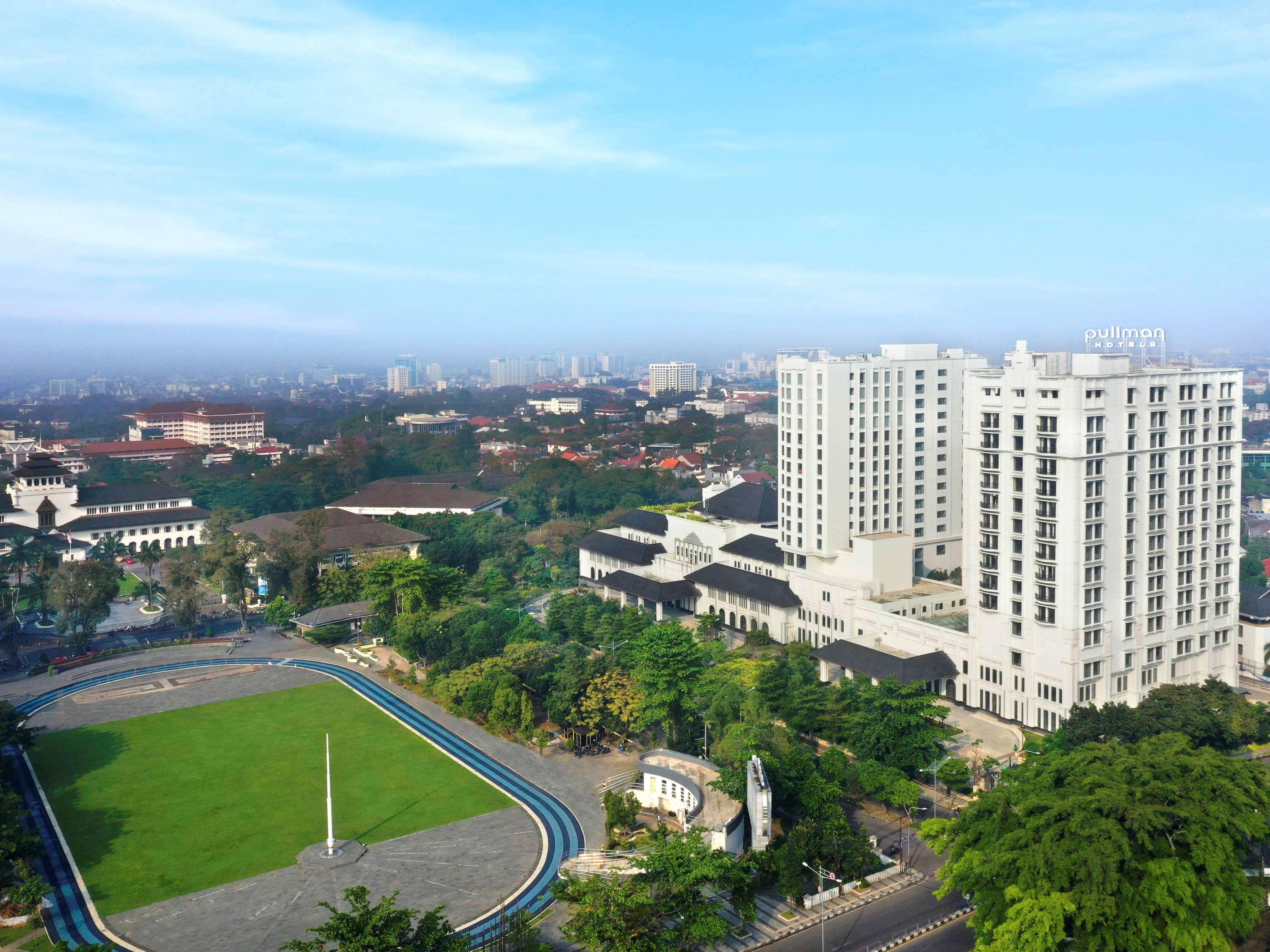 Pullman Bandung Grand Central Eksteriør billede